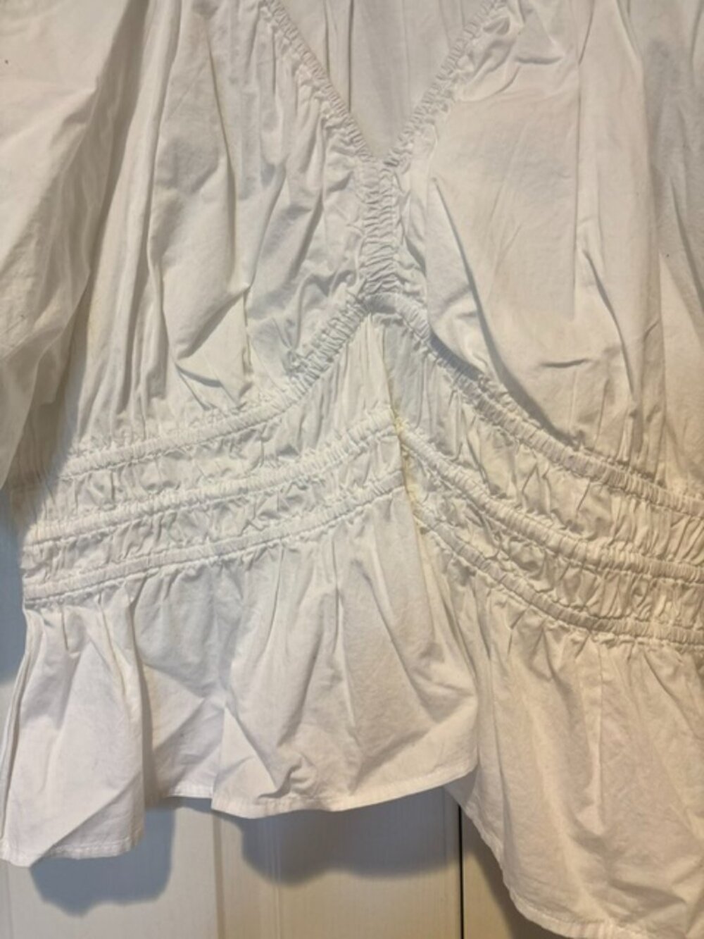 Old Navy White Flowy Top Sz XL - Picture 2 of 3